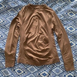 Athleta Foresthill Ascent Seamless Top - Size M - Rustic Beige - brand new